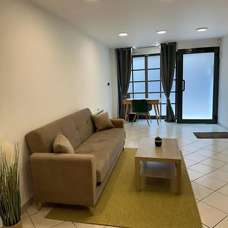 La Cachette * Remiremont